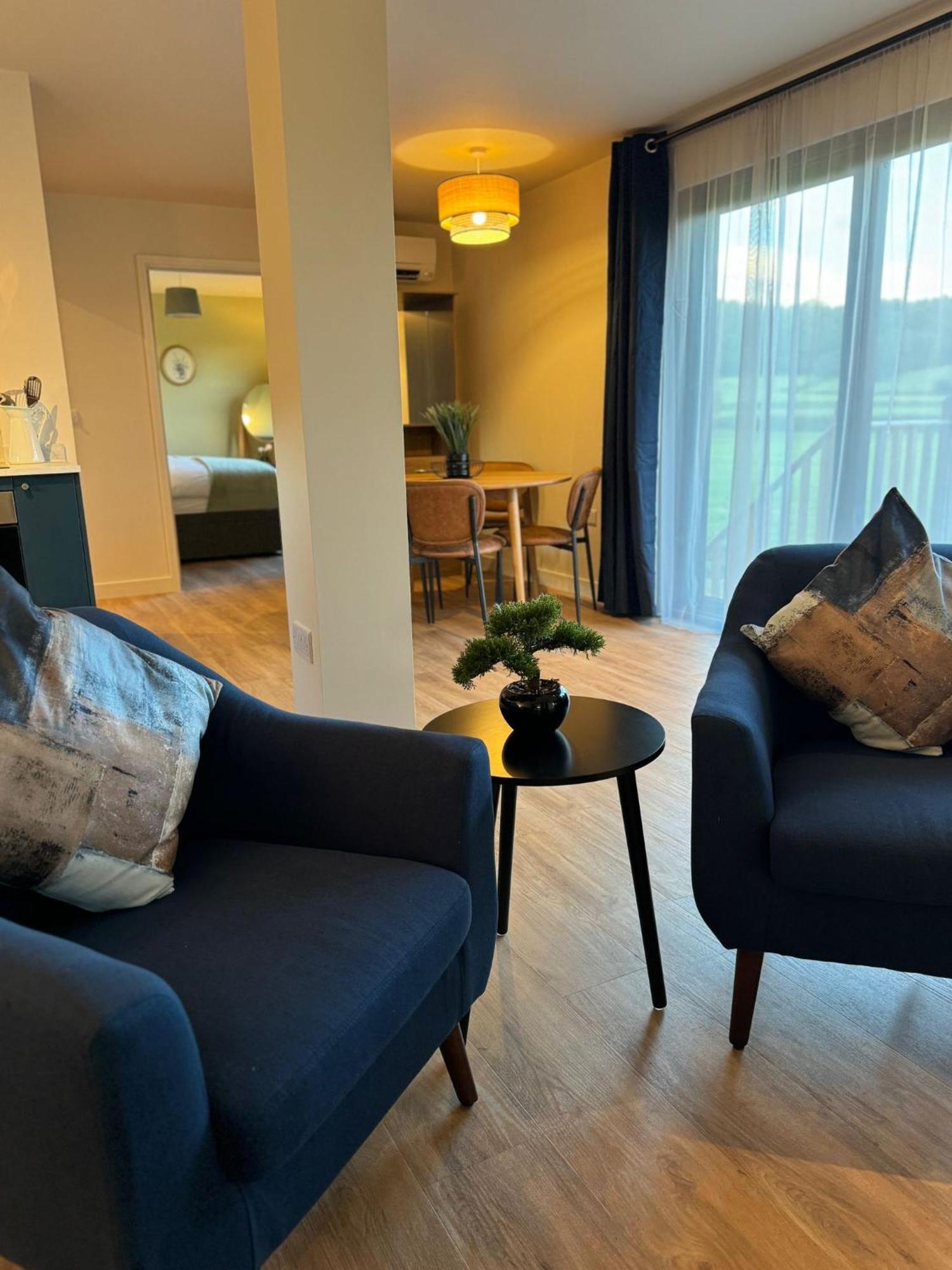 Villa Unbox At Poplar Tree Durham Esterno foto